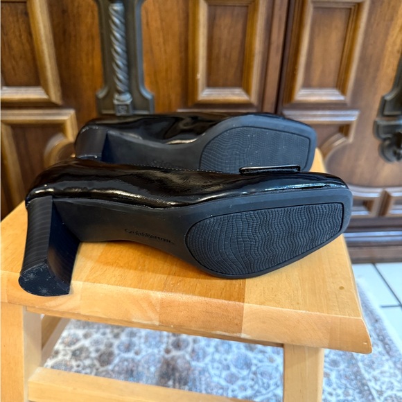 Croft & Barrow Black Patent Heels - Picture 3 of 11